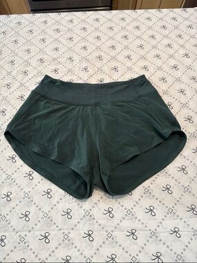 Outdoor Voices Forest Green athletic lined running shorts size medium